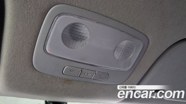 Hyundai Starex 2019 — photo 30