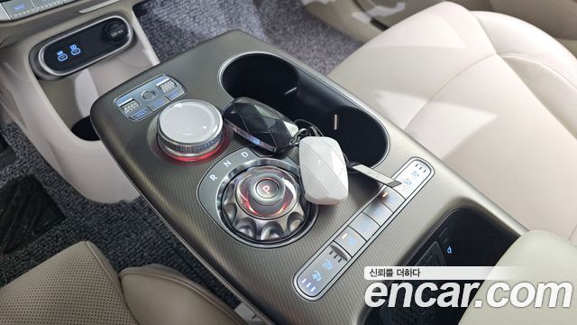 Genesis GV60 2022 — photo 9