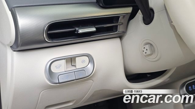 Genesis GV60 2022 — photo 12