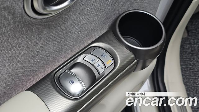Genesis GV60 2022 — photo 19