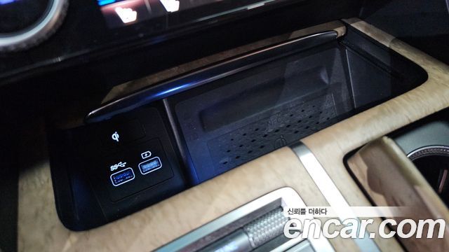 Genesis GV80 2022 — photo 18