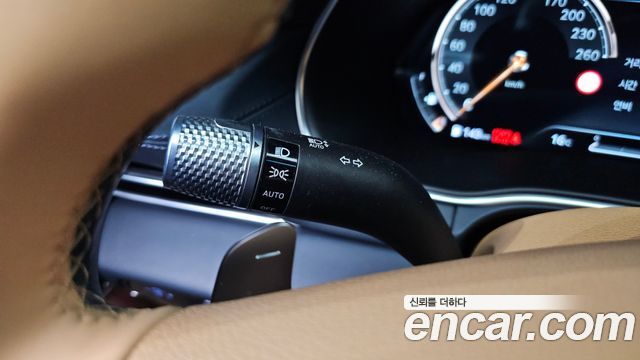 Genesis GV80 2022 — photo 27