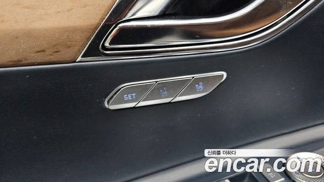 Genesis GV80 2022 — photo 32