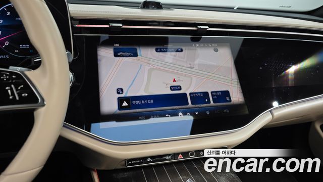 Mercedes-Benz E-Class 2025 — photo 18