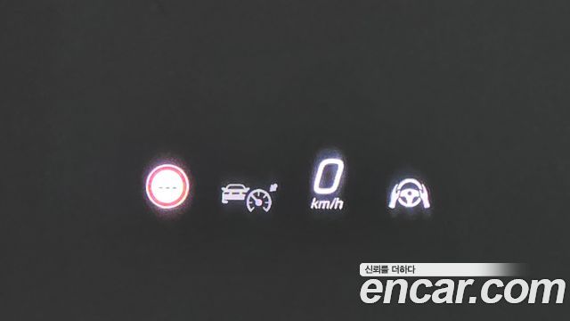 Mercedes-Benz E-Class 2025 — photo 34