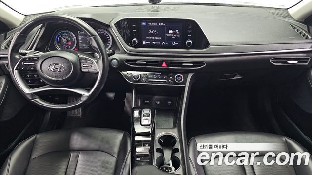 Hyundai Sonata 2022 — photo 10