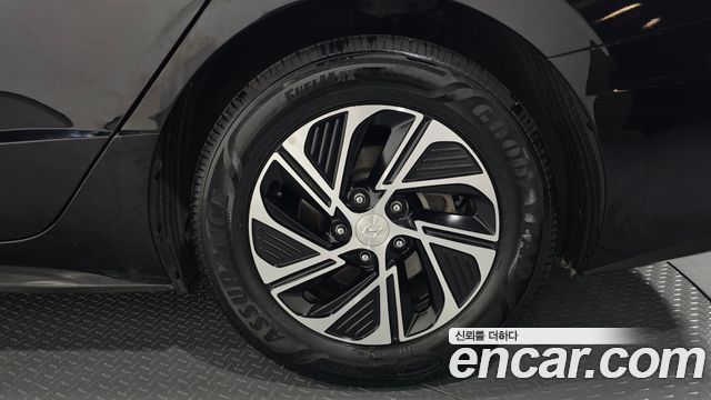Hyundai Sonata 2022 — photo 7