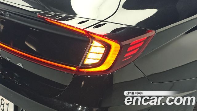 Hyundai Sonata 2022 — photo 9