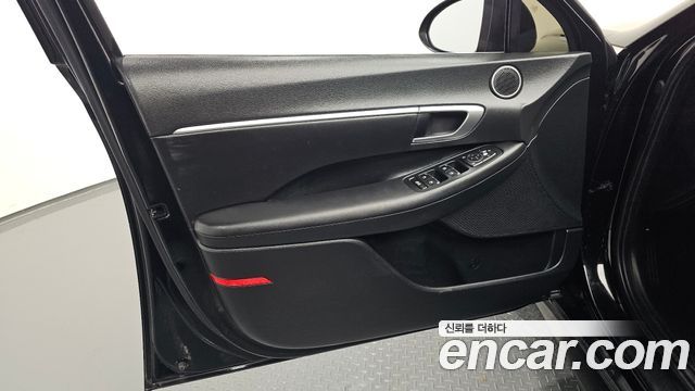 Hyundai Sonata 2022 — photo 14