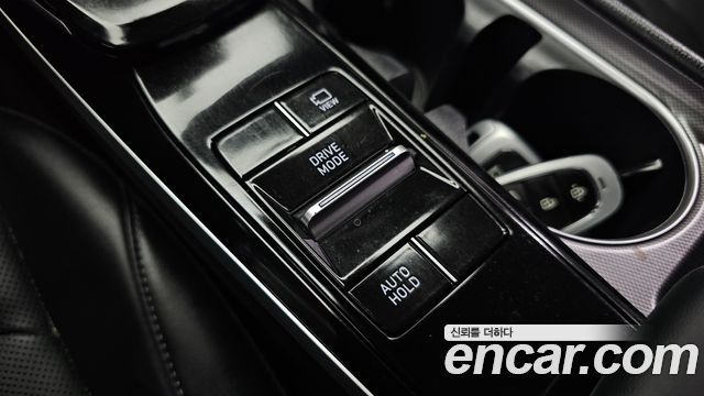 Hyundai Sonata 2022 — photo 32