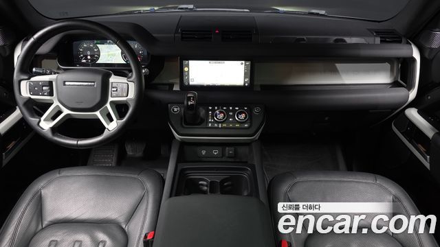 Land Rover Defender 2022 — photo 7