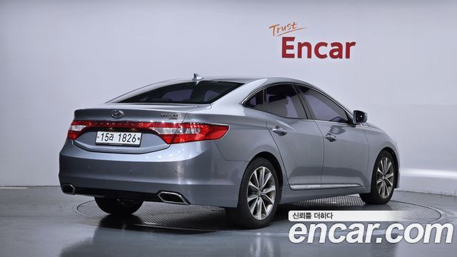 Hyundai Grandeur 2015 — photo 2