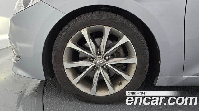 Hyundai Grandeur 2015 — photo 5