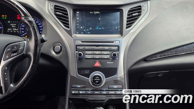 Hyundai Grandeur 2015 — photo 17