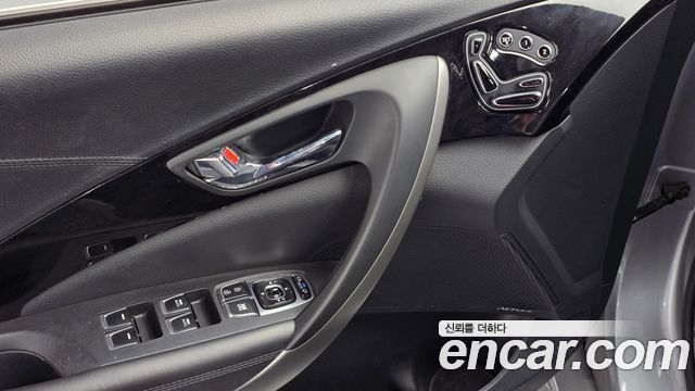 Hyundai Grandeur 2015 — photo 18
