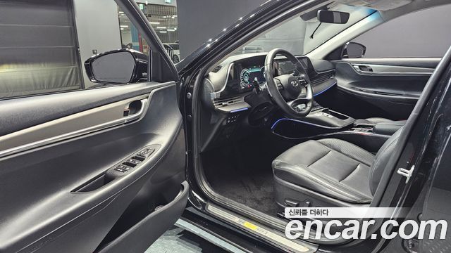 Hyundai Grandeur 2023 — photo 13