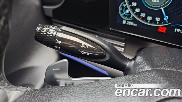 Hyundai Grandeur 2023 — photo 24