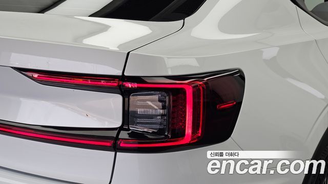 Polestar Polestar 2 2023 — photo 9