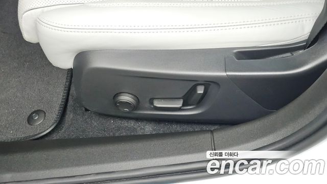 Polestar Polestar 2 2023 — photo 31