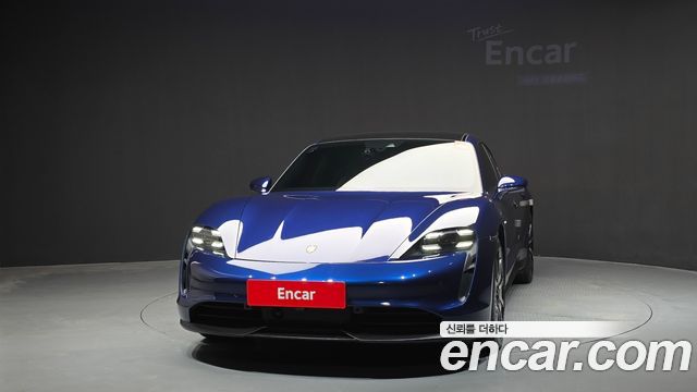 Porsche Taycan 2021 — photo 3