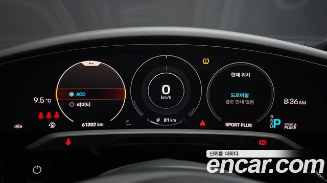 Porsche Taycan 2021 — photo 11