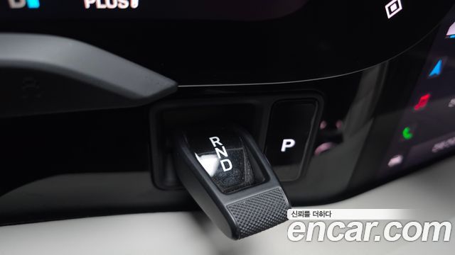 Porsche Taycan 2021 — photo 12