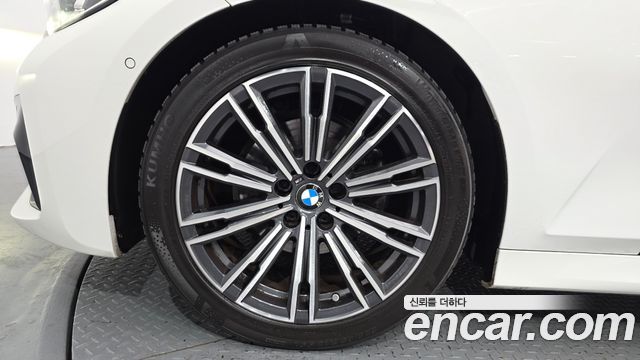 BMW 3-Series 2021 — photo 5