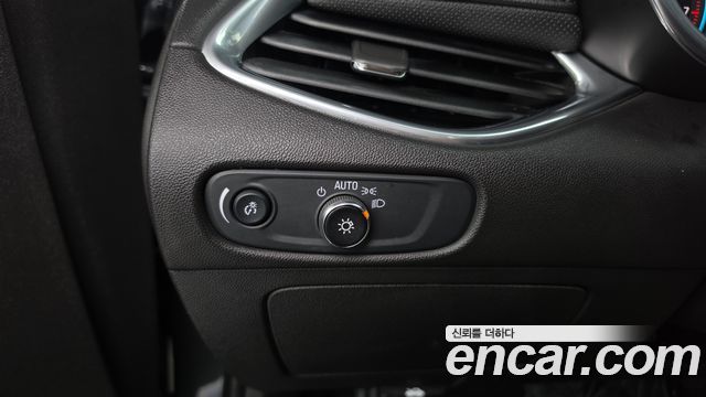 Chevrolet Korea Malibu 2017 — photo 25