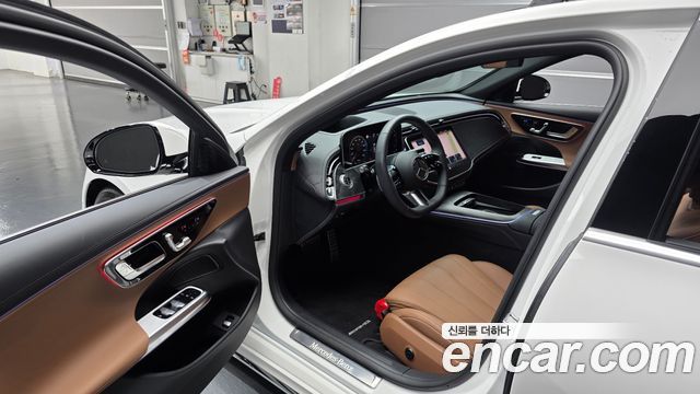 Mercedes-Benz E-Class 2026 — photo 13