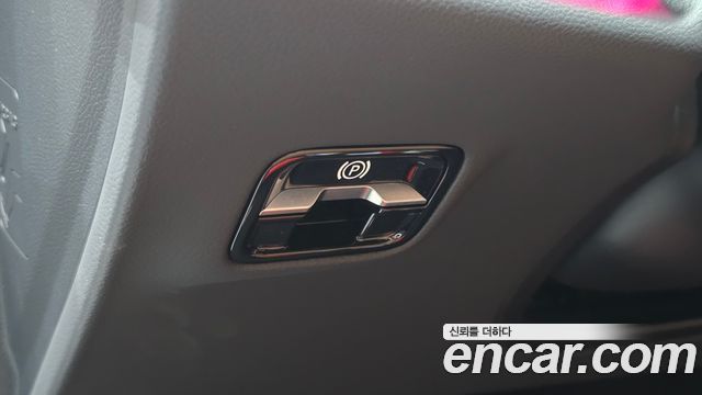 Mercedes-Benz E-Class 2026 — photo 34