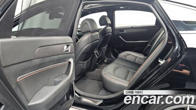 Hyundai Sonata 2015 — photo 17