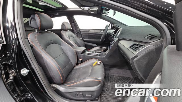 Hyundai Sonata 2015 — photo 16
