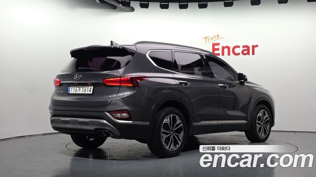 Hyundai Santafe 2019 — photo 2
