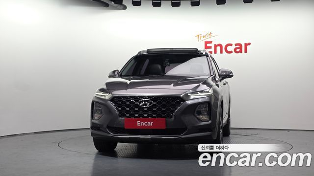 Hyundai Santafe 2019 — photo 3