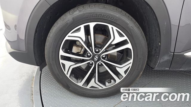 Hyundai Santafe 2019 — photo 5