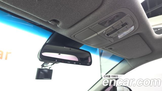Hyundai Santafe 2019 — photo 16