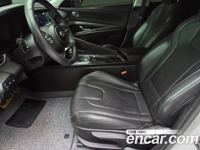 Hyundai AVANTE 2023 — photo 17