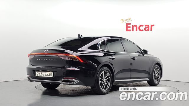 Hyundai Grandeur 2022 — photo 2