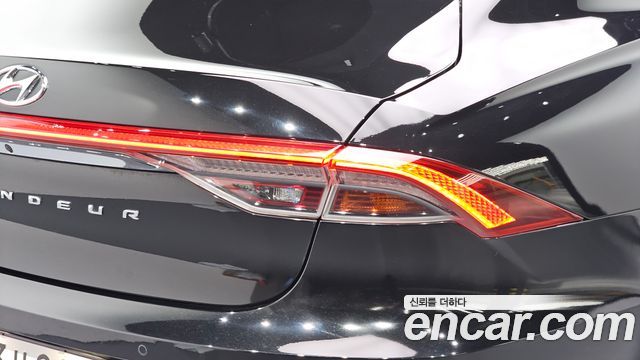 Hyundai Grandeur 2022 — photo 9