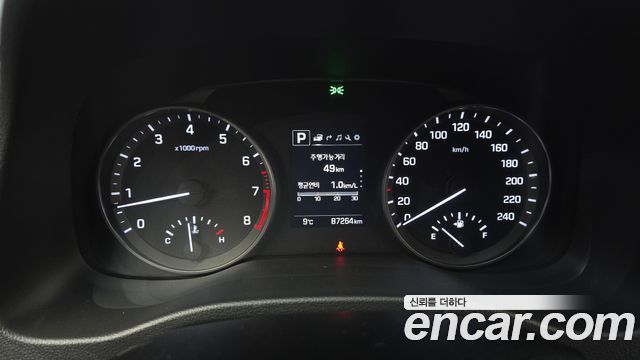 Hyundai AVANTE 2018 — photo 8