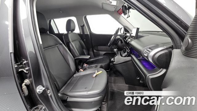 Hyundai Casper 2023 — photo 16