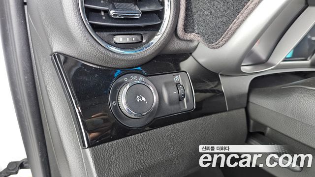 Chevrolet Korea Orlando 2014 — photo 23