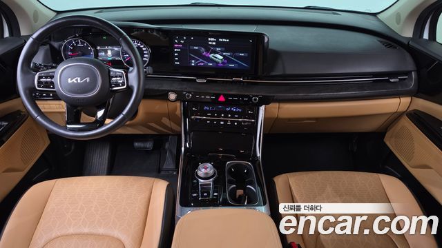 Kia Canival 2023 — photo 10