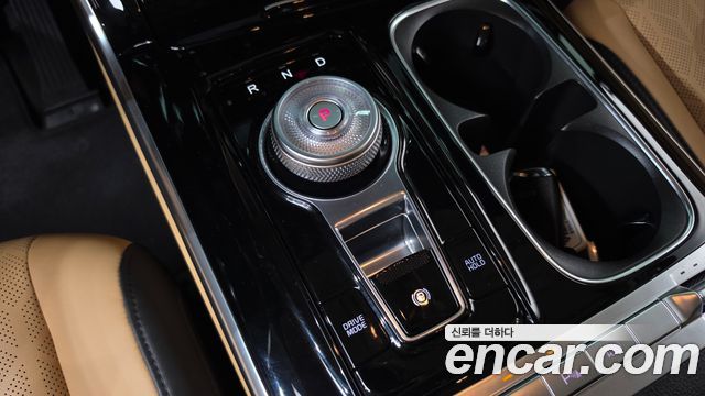 Kia Canival 2023 — photo 12