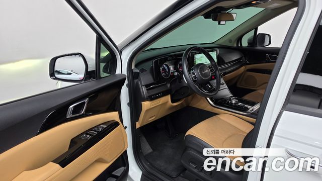 Kia Canival 2023 — photo 13