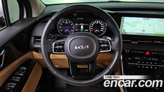 Kia Canival 2023 — photo 18