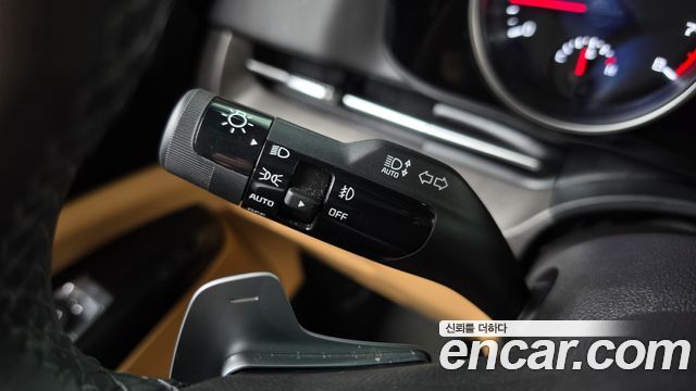 Kia Canival 2023 — photo 34