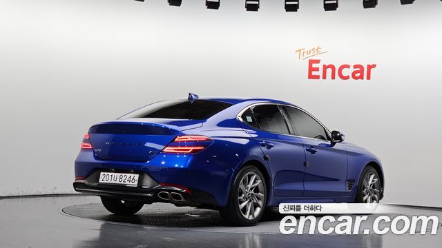 Genesis G70 2023 — photo 2