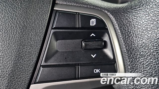 Hyundai AVANTE 2017 — photo 23