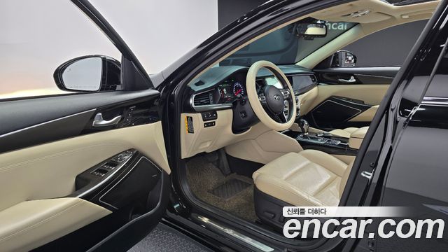 Kia K7 2017 — photo 13